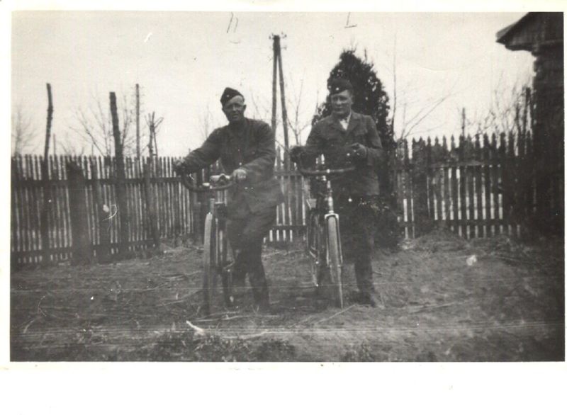 ukr guards at Belzec